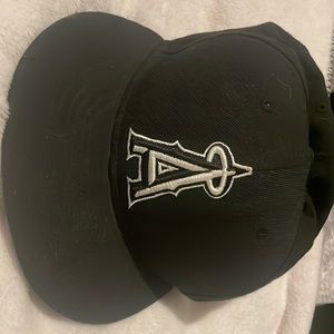 Black angels fitted baseball hat size 7 1/8